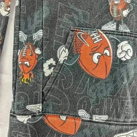 Nike 3 Brand By Russell Wilson Ballers Boys Graphic Hooded Sweatshirt Sz Large - Picture 3 of 12